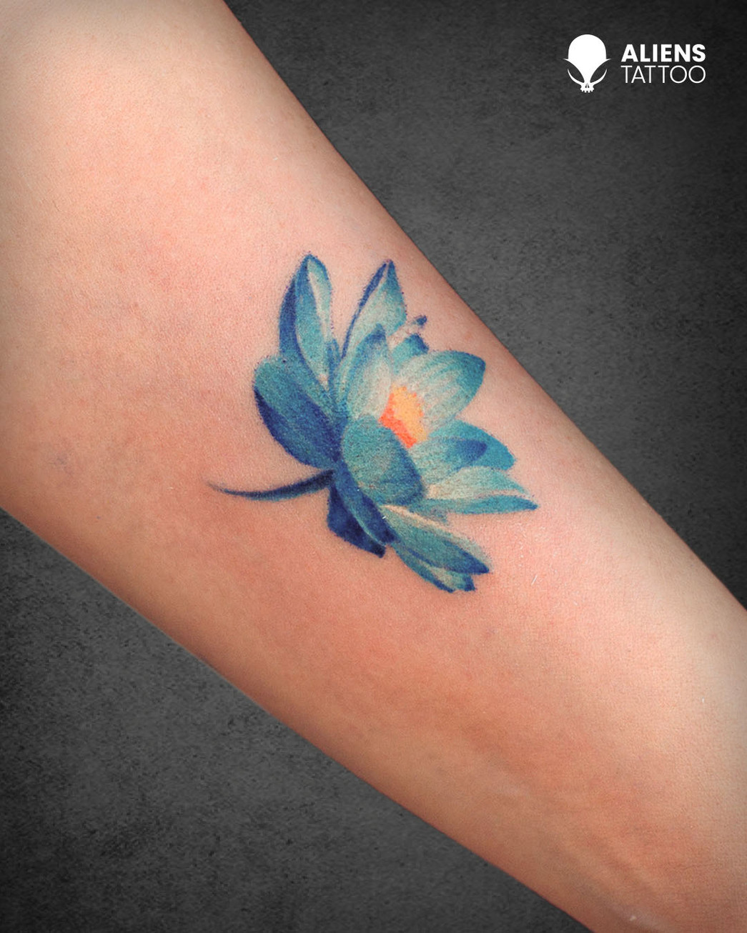 lily color tattoo
