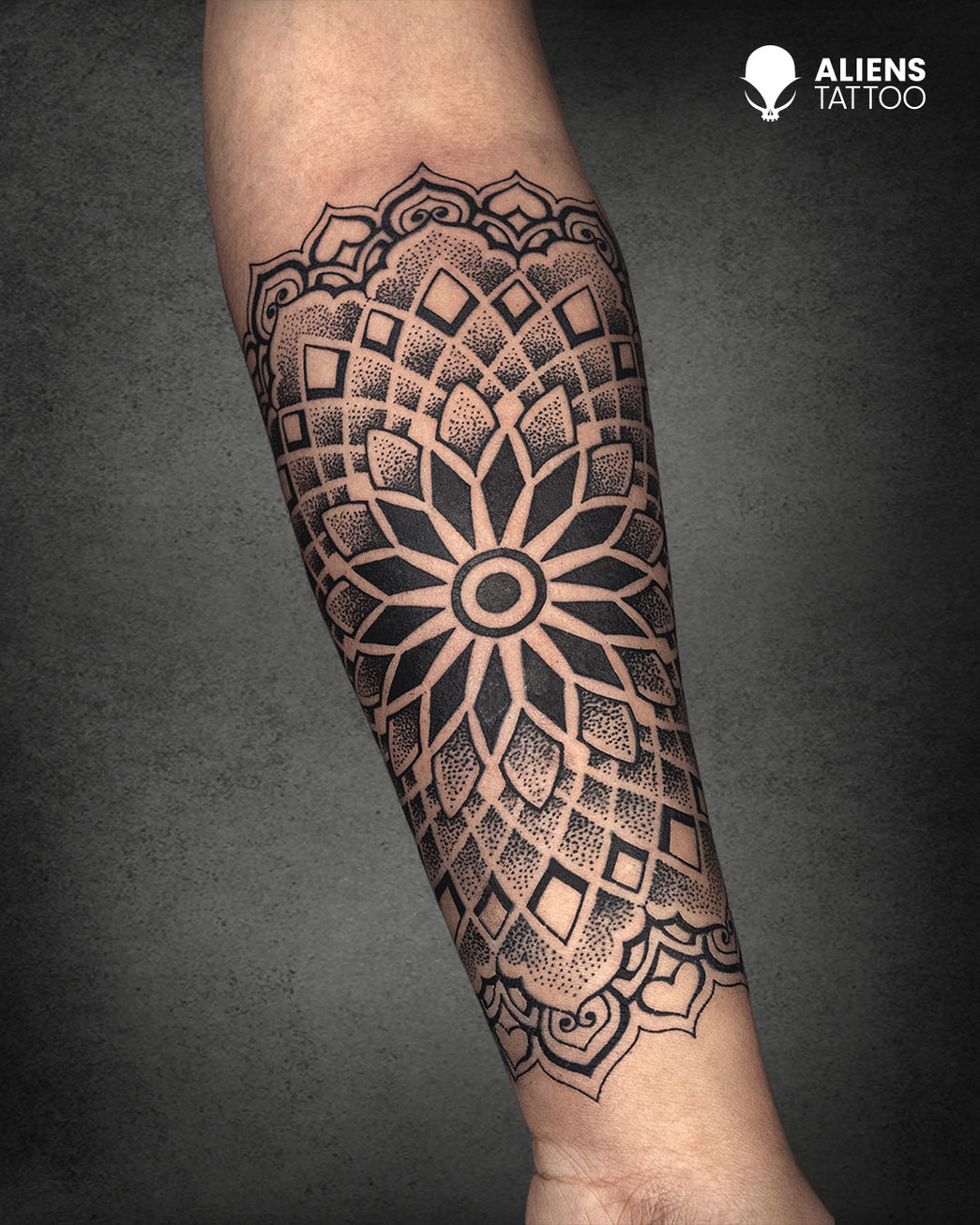 mandala tattoo for hand