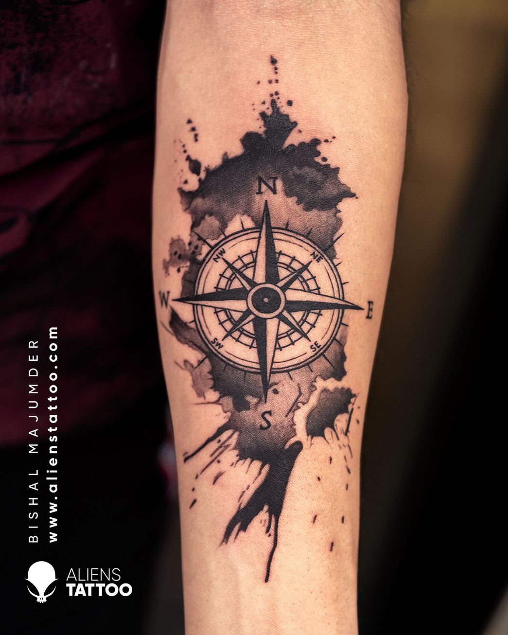 small compass tattoo